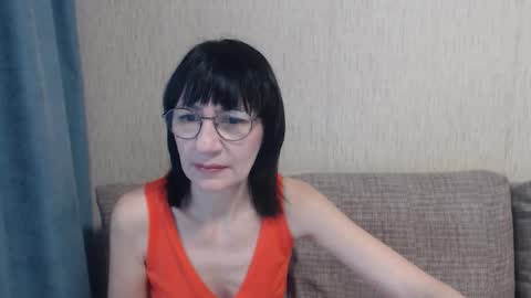 ericablack8 online show from October 21, 2025, 9:21 am