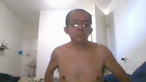 erichpollo online show from March 2, 2025, 5:04 pm