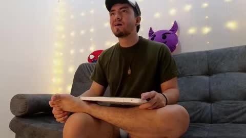 ERICK online show from March 3, 2025, 11:35 pm