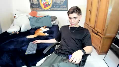 erick_de_rossee online show from June 3, 2026, 8:36 pm