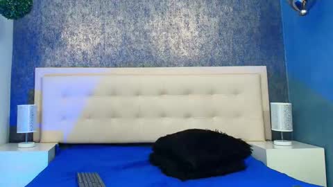Snapshot of erick_zhimerman chatting on September 24, 2025, 2:37 am   online show from September 24, 2025, 2:37 am
