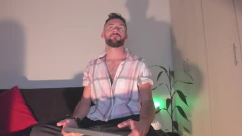 erickpritz_xh online show from April 9, 2026, 2:22 am