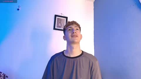 Snapshot of erik_golden_ chatting on May 23, 2026, 9:08 pm I am Erik online show from May 23, 2026, 9:08 pm