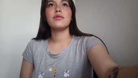 Snapshot of erika_depp chatting on December 1, 2024, 10:10 pm Erika online show from December 1, 2024, 10:10 pm