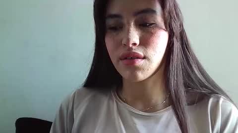 Erika online show from December 14, 2025, 12:10 pm