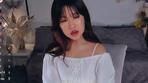 erika_kim online show from July 20, 2026, 10:39 am