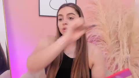 Snapshot of erika_mendez1 chatting on March 4, 2025, 7:22 pm Erika Mendez online show from March 4, 2025, 7:22 pm