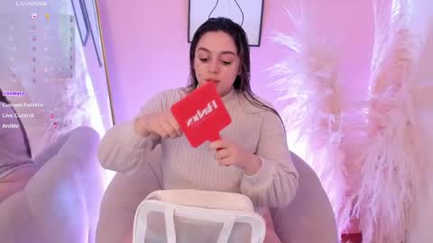 Snapshot of erika_mendez1 chatting on September 20, 2025, 7:48 pm Erika Mendez online show from September 20, 2025, 7:48 pm