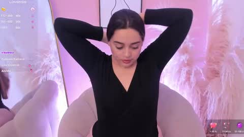 Snapshot of erika_mendez1 chatting on September 26, 2025, 7:29 pm Erika Mendez online show from September 26, 2025, 7:29 pm