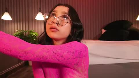 Eri  online show from February 27, 2026, 7:58 pm