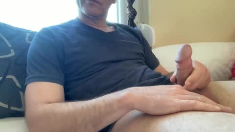 erikwant2 online show from January 8, 2026, 9:33 am