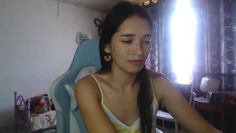 Snapshot of erina_1 chatting on December 20, 2024, 4:46 pm erina_1 online show from December 20, 2024, 4:46 pm