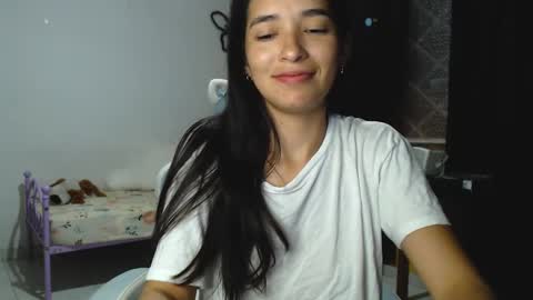 Snapshot of erina_1 chatting on January 10, 2025, 11:50 pm erina_1 online show from January 10, 2025, 11:50 pm