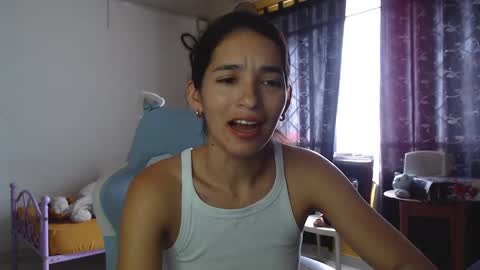 Snapshot of erina_1 chatting on February 5, 2025, 5:31 pm erina_1 online show from February 5, 2025, 5:31 pm