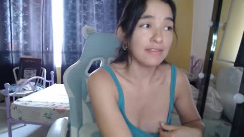 Snapshot of erina_1 chatting on October 14, 2025, 5:14 pm erina_1 online show from October 14, 2025, 5:14 pm
