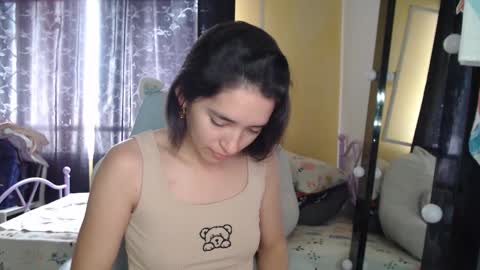 Snapshot of erina_1 chatting on October 20, 2025, 4:29 pm erina_1 online show from October 20, 2025, 4:29 pm