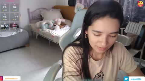 erina_1 online show from March 18, 2026, 5:27 pm