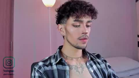   online show from October 31, 2025, 2:51 pm