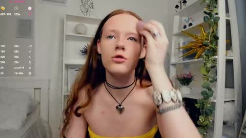 Snapshot of erline_may chatting on May 24, 2026, 9:03 am Sofia online show from May 24, 2026, 9:03 am
