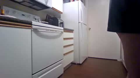 Snapshot of erock42 chatting on April 26, 2026, 7:33 pm erock42 online show from April 26, 2026, 7:33 pm