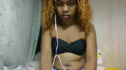 Snapshot of erolinee chatting on September 13, 2025, 2:33 am erolinee online show from September 13, 2025, 2:33 am