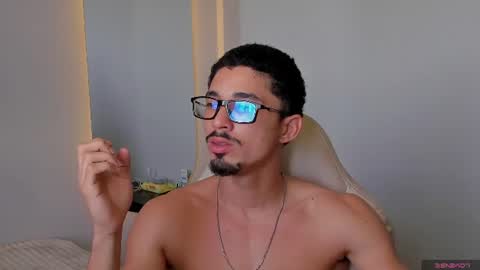 Snapshot of eros_becker_ chatting on June 11, 2026, 2:15 pm eros_becker_ online show from June 11, 2026, 2:15 pm