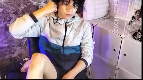 Eros Nova online show from December 18, 2025, 4:51 am