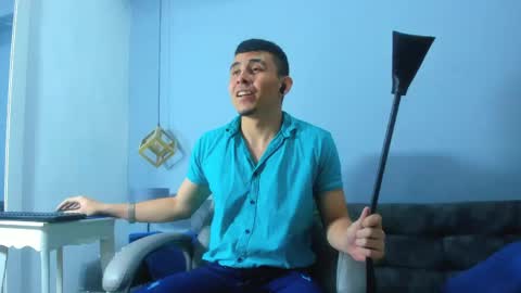 Snapshot of eross_santy chatting on May 4, 2026, 6:15 pm Eross online show from May 4, 2026, 6:15 pm