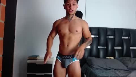 Eros online show from September 30, 2025, 9:53 pm