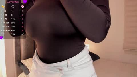 Karen online show from October 3, 2025, 1:46 am