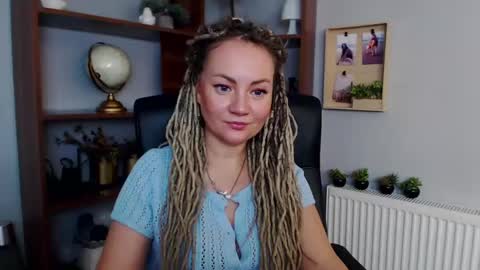 Snapshot of erotic_kaya chatting on December 9, 2024, 5:30 pm KAYA online show from December 9, 2024, 5:30 pm