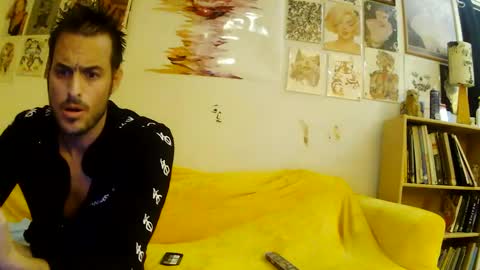 esc del online show from September 15, 2025, 10:59 am