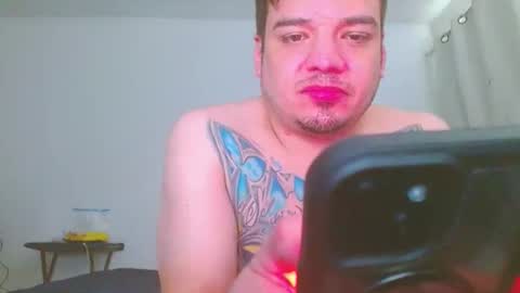 escodamus12 online show from January 26, 2025, 5:34 pm