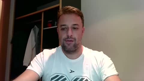 Snapshot of esibizionista_91 chatting on October 13, 2025, 8:42 pm esibizionista 91 online show from October 13, 2025, 8:42 pm