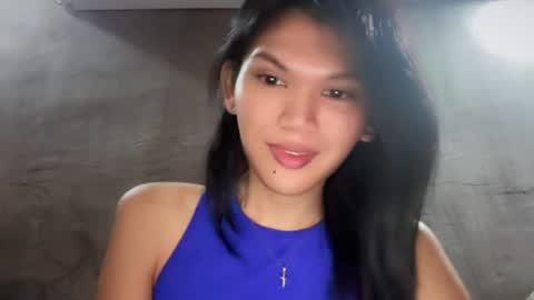 Chelliane online show from May 17, 2026, 6:33 am
