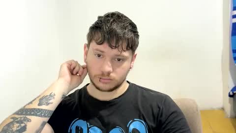 eskol212 online show from April 1, 2026, 2:47 pm