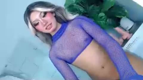 esmeralda28x online show from July 11, 2026, 1:30 am