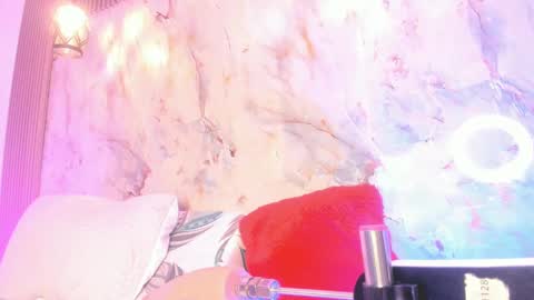 esmeralda online show from March 12, 2025, 12:47 pm