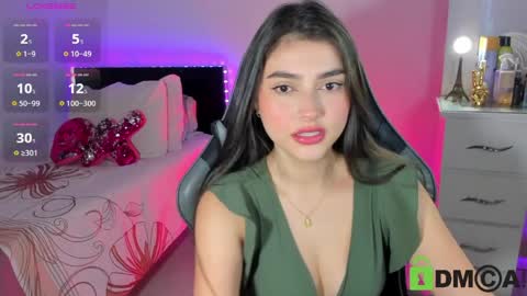 Esmeralda online show from April 16, 2026, 11:44 am