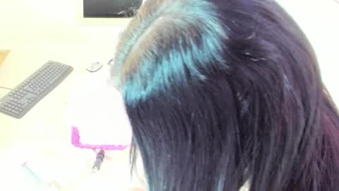 ESMERALDA online show from November 20, 2025, 8:30 pm