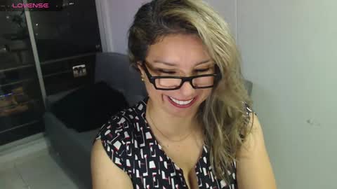 Juliana online show from December 19, 2024, 11:57 pm