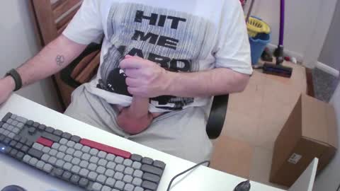 Snapshot of essex_wild chatting on March 25, 2026, 9:43 pm Morph online show from March 25, 2026, 9:43 pm