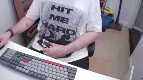 Snapshot of essex_wild chatting on April 3, 2026, 7:34 pm Morph online show from April 3, 2026, 7:34 pm