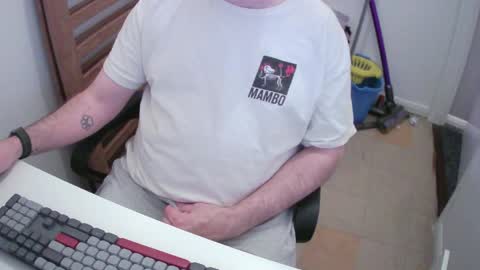 Snapshot of essex_wild chatting on April 15, 2026, 9:04 pm Morph online show from April 15, 2026, 9:04 pm