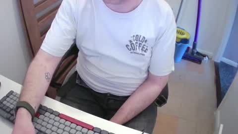 Snapshot of essex_wild chatting on April 25, 2026, 5:10 pm Morph online show from April 25, 2026, 5:10 pm