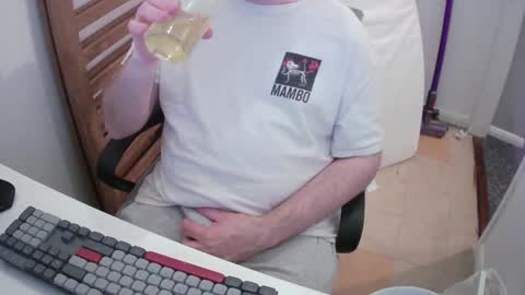 Snapshot of essex_wild chatting on May 6, 2026, 8:25 pm Morph online show from May 6, 2026, 8:25 pm