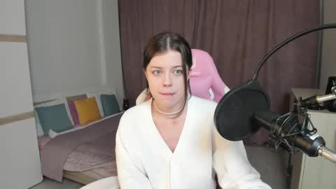 Snapshot of este_ria chatting on December 29, 2024, 9:20 pm esteria online show from December 29, 2024, 9:20 pm