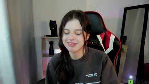 Snapshot of este_ria chatting on January 18, 2025, 9:45 pm esteria online show from January 18, 2025, 9:45 pm