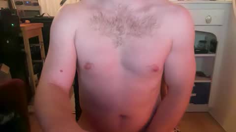 Snapshot of esteban10121 chatting on March 4, 2026, 9:04 am esteban10121 online show from March 4, 2026, 9:04 am