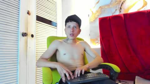 ESTEBAN online show from January 10, 2026, 7:48 pm